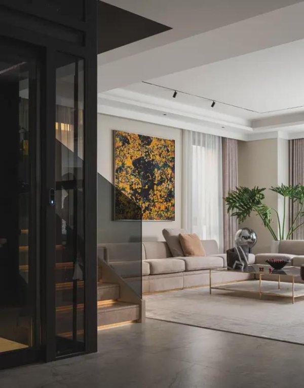 七星配资  千平别墅应该怎么设计？这套三层品质大宅，堪称教科书级案例！